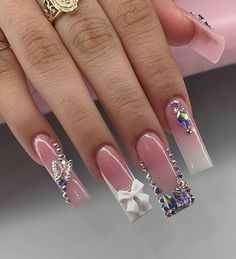 Acrylic Nails Nude, Acrylic Toe Nails, Drip Nails, Glamour Nails, Gel Nails Diy, Girly Acrylic Nails, French Tip Acrylic Nails, Glow Nails, Short Square Acrylic Nails