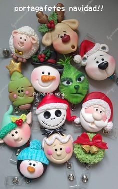 Polymer Clay Pens, Clay Magnets, Air Dry Clay Projects, Polymer Clay Figures, Tanah Liat, Polymer Clay Christmas, Christmas Clay, Cute Polymer Clay, Pasta Francesa