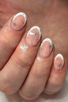 Trendy Christmas Nails, Celestial Nails, Nails Festive, Nails Photo, Celestial Magic, Short Almond Nails, Magic Nails, Short Almond, Nail Design Inspiration