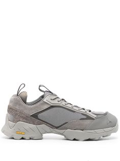 light grey panelled design suede panelling mesh panelling double pull-tab at the opening padded ankle embroidered logo to the side rubber toecap round toe branded insole Vibram® sole front lace-up fastening Roa Hiking, Footwear Design, Hiking Sneakers, Lipstick Bag, Chain Strap Bag, Oversized Tote Bag, Oversized Tote, Floral Shoes, Sneakers Grey