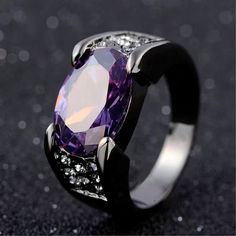 Rings Elegant, Pomegranate Jewelry, Obsidian Ring, Black Gold Ring, Vintage Jewellery Rings, Purple Rings, Ring Trends, Black Ring, Jewelry Black