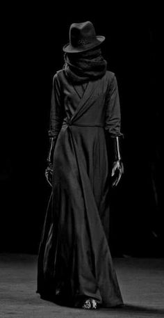 Af Vandevorst, Character Outfits, Looks Style, Who Knows, Costume Design, A Black, Aesthetic Clothes, Runway Fashion