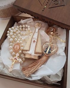 Wedding Proposal Ideas Engagement, Mary Costume, Our Father Who Art In Heaven, Virgin Mary Art, Graffiti Writing, Bridesmaid Boxes, Purse Essentials, Prayer Box, First Holy Communion