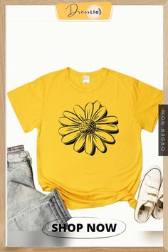 Women Sunflower Print Casual T-shirts Yellow Printed Graphic Tee, Spring Daisy Print Short Sleeve T-shirt, Short Sleeve T-shirt With Daisy Print For Spring, Summer Casual T-shirt With Sunflower Print, Spring Floral Graphic Print Top, Casual Yellow Sunflower Print Shirt, Casual Sunflower Print T-shirt For Summer, Casual Yellow Shirt With Sunflower Print, Yellow Graphic Tee With Floral Print