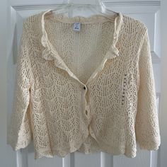 Very Pretty, Brand New (See Photos) Short Cardigan Style Cover With Beautiful Detail Design Off-White/Cream Color Cream Colored Cardigan, Pretty Cardigans, Chunky Cable Knit Cardigan, Long Duster Cardigan, Long Open Cardigan, Detail Design, Cardigan Style, Merino Wool Cardigan, Short Cardigan