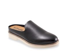 Softwalk Wolcott II Mule Casual Workwear Clogs With Textured Sole, Casual Flat Heel Clogs For Work, Casual Workwear Clogs With Flat Heel, Casual Flat Heel Mules For Work, Casual Clogs With Leather Sole For Work, Casual Mules With Rubber Sole For Work, Casual Round Toe Mules For Work, Casual Leather Mules With Plain Toe, Casual Closed Toe Mules For Work