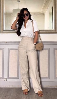 Business Woman Summer Outfit, Grad Attendee Outfit, Proffesional Woman Outfits Summer, Girly Outfits Aesthetic Summer, Classy Neutral Outfits, Jw Convention Outfits, Professional Outfits Summer, Office Wear Aesthetic, Old Money Casual Outfits