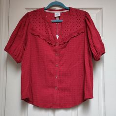 Brand New With Tags Knox Rose Short Puff Sleeve Eyelet Lace Shirt In Size Medium. Red Short Sleeve Top In The Color Safari Red. Puff Sleeves With Elasticized Cuffs. Button Front. Eyelet Lace Detailing On Chest And Back. Woven Textured Fabric. 100% Cotton Measures Approximately: Pit To Pit: 21" Shoulder To Hem: 25" Target Knox Rose Button Front Puff Sleeve Boho Top Size Medium Red Feminine Short Sleeve Top, Feminine Red Short Sleeve Top, Feminine Red Cotton Blouse, Red Cotton Feminine Tops, Feminine Red Cotton Tops, Red Puff Sleeve Blouse For Summer, Summer Red Puff Sleeve Blouse, Dark Green Shirt, Cotton Night Dress