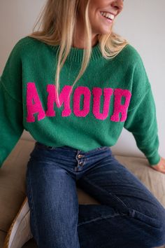 Green Paxton Sweater – Easy Clothes North America Street Mode, Looks Jeans, Moda Paris, Fall 24, Looks Street Style, Olivia Palermo, 가을 패션, 로고 디자인, Mode Inspiration