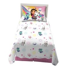 a child's bed with a cartoon character on the comforter and pillowcase