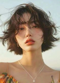 shorthairs#hairscutting#wolfhairs#cool looking#nice pics#short# hairs#cut Japanese Short Hair, Photographie Portrait Inspiration, Hair Inspiration Short, Portrait References, Short Haircuts For Women, Japanese Hairstyle, Shoulder Length Hair Cuts, Hair Reference, Haircuts For Women