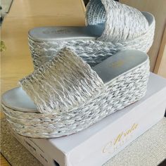 Mata Rafia Platform Sandals . New In Box/ Never Worn . Ladies Size 7 Silver Synthetic Heels For Summer, Silver Synthetic Wedge Sandals For Summer, Silver Synthetic Wedge Sandals For Vacation, Silver Platform Sandals For Vacation, Silver Platform Sandals For The Beach, Casual Silver Wedge Sandals For Summer, Silver Wedge Sandals For Summer Vacation, Silver Open Toe Wedge Sandals For Vacation, Silver Wedge Heel Sandals For The Beach