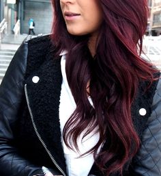 dark red Hair Color Cherry Coke, Cherry Coke Hair, Pelo Color Borgoña, Wine Hair, Dark Red Hair, Dye Ideas, Burgundy Hair, Love Hair