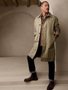 A beloved style since first issued in our 1984 catalogue, this classic coat is crafted from our waxed cotton-blend fabric that protects from the elements and offers a unique patina over time.  Our designers were sure to add roomy pockets, a corduroy Beige Trench Coat Outfit, Old Money Style Men, Mac Coat, Engagement Photo Outfits Fall, Blazer Outfits Men, Trench Coat Outfit, Beige Trench Coat, Classic Coat, Trench Coat Men