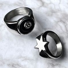 Rings For Guys Aesthetic, Weird Rings Funny, Cool Men Rings, Male Jewelry Silver, Funky Rings Silver, 8 Ball Ring, Silver Jewelry Aesthetic Men, 8ball Ring, Good Gifts For Boyfriends