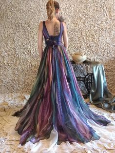 🌠If you prefer only the down part of the dress, a hand-painted skirt, you can have a look here: https://www.etsy.com/listing/642361636/silk-hand-painted-skirt-prom-skirt-long?ref=shop_home_active_4 🌠If you have an idea for the design of your dress and a good seamstress around you or you would like to make your dream dress by yourself, you can only order the hand-painted silk needed for the making of your dream dress. A hand-painted painting on fine Italian silk can be ordered here: https://www Sleeveless Dress Formal, Sleeveless Dresses Formal, Dress Long Formal, Ball Gown Prom Dress, Hand Painted Dress, Prom Dress Long, Dress Ball Gown, Long Formal Dress, Colorful Dress