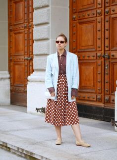 Yes, You Can Wear Brown with Blue | 3 Color Pairings That Pop Power Outfits For Women, Loafers For Women Outfit Summer, Fashion Color Combinations, Sky Blue Blazer, Thrift Style, Unconventional Fashion