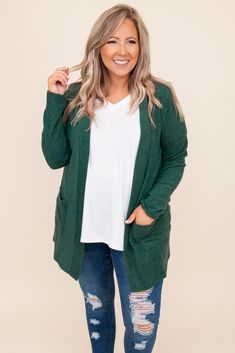 Top And Jeans, Chic Soul, Off Shoulder Dresses, Green Cardigan, Cardigan Outfits, Midi Dress Party, Kimono Cardigan, Effortless Chic