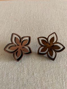 Solid Koa Wood, laser precision cut wood plumeria earrings.   HYPOALLERGENIC MATERIALS-The earring posts are made of stainless material and the earring hooks are made of copper plated silver, which are hypoallergenic, comfortable and safe to use, they are friendly for allergic ears! Brown Flower-shaped Earrings For Gift, Brown Flower Shaped Earrings For Gift, Brown Flower Earrings, Laser Cut Wood Jewelry, Diy Laser Engraver, Wood Jewelry Diy, Laser Cut Wood Earrings, Wood Earrings Stud, Laser Cut Wood Crafts