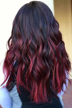 Red Burgundy Hair Color, Pelo Color Vino, Burgundy Red Hair, Hair Color Red Ombre, Maroon Hair, Hair Color Burgundy, Red Brown Hair, Red Highlights, Ombré Hair