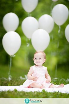 One Year Old Liz Czinege Photography | Newborns Children Families | Hamilton… Bday Pictures, Birthday Picture, Balloon Background, Birthday Pics