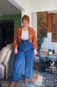 Plus Size Style Inspiration Casual, Gen Z Plus Size Outfits, Fashion Inspiration Plus Size, Plus Overalls Outfit, Ltk Plus Size, Plus Size Millenial Fashion, Fat Winter Outfits, 70s Aesthetic Plus Size, Over Size Outfit For Women