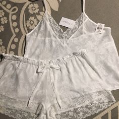 New, Never Worn, Large, Ivory, 2pc Nighty. Very Soft & Sexy! Beautiful! White Lace Sleepwear For Loungewear, White Lace Camisole For Loungewear, White Lace Loungewear Sets, White Lace Sets For Loungewear, Pj Aesthetic, Sleepwear Aesthetic, White Pjs, Sleepwear Women Nightwear, Preppy Chic Outfits