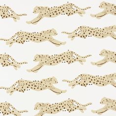 a white and brown cheetah wallpaper pattern