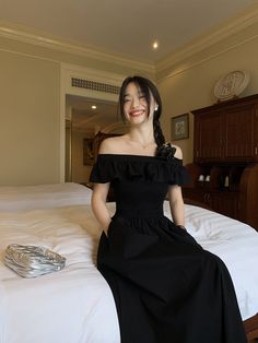 5ft 4''(166cm) tall, 95 lbs(43kg) weight and wearing a size S164cm/49kg wearing a size S - Off shoulder- Long style- Pullover- Nylon- Spandex- 3 colors Black Off Shoulder Dress, Off Shoulder Long Dress, Black Off Shoulder, Long Style, Classy Outfits, Off Shoulder Dress, Long Dress, Shoulder Dress, Off Shoulder