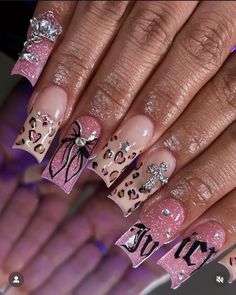 Acrylic Nails Y2k, Mcbling Aesthetic, Future Nails, Quince Nails, Fye Nails, Nails Y2k, Edgy Nails, Y2k Nails, Nail Ring