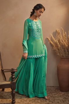 Buy Aneesh Agarwaal Green Georgette Printed Kurta Sharara Set Online | Aza Fashions Mehendi Outfit, Sharara Pants, Kurta Sharara Set, Indian Designs, Kurta Sharara, Salwar Kamiz, Indian Dress, Party Wear Indian Dresses, Sharara Set