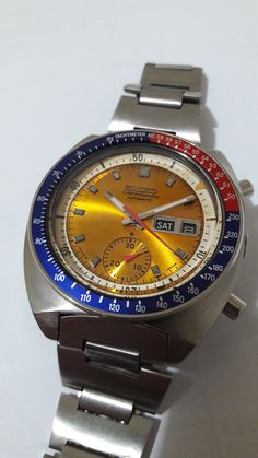 Seiko "Pogue pepsi bezel" Note; This watch is popularly known as 'the Pogue' having been worn by Col. William R. Pogue during a NASA mission to space in 1973 making it the first automatic chronograph to be worn is space.  6139-6002 automatic chronograph. All  parts original seiko . 1976 model.  movement original seiko 6139B   Good  condition.  Watch + chronograph + return + reset + days + watch all in very good condition . serviced and working well.  I wanted to share detailed information and pi Silver Retro Chronograph Watch With Chronometer, Retro Silver Chronograph Watch With Round Dial, Silver Retro Watch With Tachymeter, Retro Chronograph Watch With Chronometer, Retro Watch Accessories With Subdials, Nasa Missions, Wristwatch Men, Wrist Watches, Vintage Watches