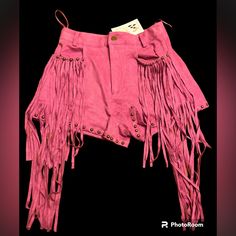 Boutique Style Size Small Fitted Fringe Shorts For Spring, Desert Hearts, Fringe Shorts, Short Fringe, Fringe Top, Fire Signs, Boutique Style, Fashion Boutique, Muse