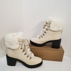 Espirit New White Faux Fur Women's Boots Size 8.5 New Without Tags White Faux Fur, Lace Up Boots, Women's Boots, Shoe Laces, White Black, Faux Fur, Womens Boots, White And Black, Lace Up