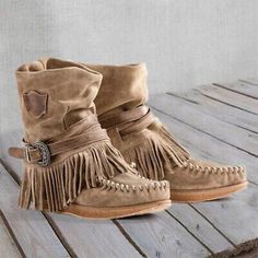 Women Casual Winter Suede Tassel Fringe Moccasin Boot Flat Slouch Mid Calf Shoes | eBay Womens Moccasins, Knee High Moccasins, Fringe Moccasin Boots, Fringe Moccasins, Shelves Design, Moccasin Boots, Woman's Fashion, Suede Tassel, Buckle Shoes