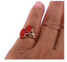 Vintage Women's Coral Ring Solid 14k GOLD Jewelry Size 4 Gold Schmuck, Antique Jewelry Rings, Coral Ring, Coral Stone, Natural Coral, Gold Band, Solid Yellow, Yellow Gold Rings, Rings Statement