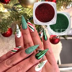 3 Colors Christmas Theme Magic Mirror Nail Glitter Pigment Metaillic Gold Red Green Rubbing Dust Nail Noel, Nail Art Noel, Xmas Nail Art, December Nails, Red Christmas Nails, Mirror Nails, Holiday Nail Designs, Cute Christmas Nails