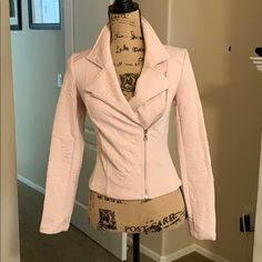 Priced Reduced Can Be Used As A Blazer! Pink Long Sleeve Outerwear With Zipper Closure, New Jacket, Zip Ups, Checks, Coats Jackets, Jackets & Coats, Jackets For Women, Blazer, Brand New