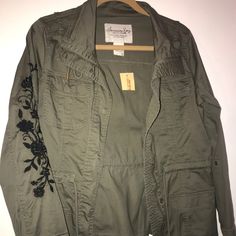 Brand New!!! Never Worn! Adjustable Waist Size. Adorable. Front Zipper And Buttons To Close. Black Utility Jacket For Spring, Army Green Jacket, American Rag, Green Jacket, Black Green, Waist Size, Army Green, Front Zipper, Checks