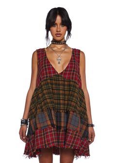 Plaid Babydoll Dress Outfit, Mood Grunge, 90s Babydoll Dress, Patchwork Babydoll Dress, Plaid Cotton Tiered Dress, Babydoll Dress Courtney Love, Fall Plaid V-neck Dress, Alt Babydoll Dress, Dress Grunge