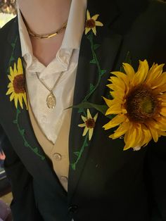 i embroidered my suit for prom twll me it looks good Suit With Flowers, Flower Suit, Embroidered Suit, Unique Prom Suits, Suit For Prom, Prom Themes