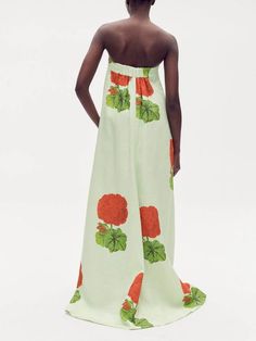 Step into summer in style with this geranium floral print maxi dress from LikeMyChoice®. Featuring a vibrant floral pattern and a flattering sleeveless silhouette, this elegant maxi dress is perfect for both casual and New Year's Eve party situations. Style it with your favorite jewelry or heels See More：Vacation See More：party @Note:Size: please check measurements carefullyPlease allow 0.5-1" difference due to manual measurementDifferent monitor settings means colors may differ slightly1" = 2.5