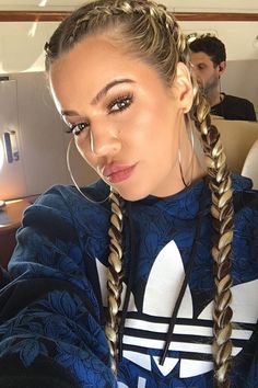 Hairstyles For Gowns, Kardashian Hair, Kloe Kardashian, Boyfriend Hoodie, Steal Her Style