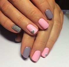 Red Nail Art Designs, Grey Nails, Unghie Sfumate, Pink Manicure, Nail Designs Valentines, Valentine Nails, Dipped Nails, Heart Nails