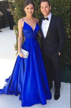 Dresses School Dance, Royal Blue Prom Dress, Prom Dresses Long Blue, Royal Blue Prom, Simple Prom Dress Long, Blue Prom Dress, Winter Formal Dresses, Dress Graduation, Royal Blue Prom Dresses