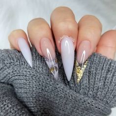 Clear Acrylic Nails, White Acrylic Nails, Dream Nails, Coffin Nails Designs, Gold Flakes, Dope Nails, Best Acrylic Nails, Gold Nails, Long Acrylic Nails