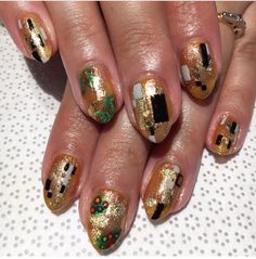 Klimt Nails, Gold Gallery, Girl Nails, Girls Nails, Nails Inspo, Gold Nails, Gustav Klimt, Almond Nails, Makeup Yourself