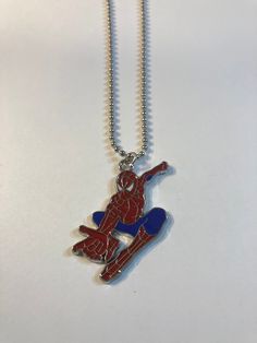 "Large 2\" Spider Superhero Pendant Medallion Necklace 18\" Stainless Steel Ball Chain Gift Box Gift boxed with Organza bag UPC# 701575722662 18\" Stainless Steel Chain or 18-20\" Chains of Cord with lobster claw clasp. The pendants are @ 2 inch long. Choice of 20\"Silver Plated rolo chain or 18\" Silver Plated curb chain have been added as well. Hardware findings can vary based on availability, if you have a preference, please request it and we will do our best. Thanks for looking! Made and shi Spiderman Things, Spiderman Outfit, Spiderman 2, Spiderman Theme, Necklace Gift Box, Jewelry Accessories Ideas