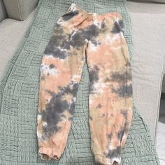 Lush Womens Coral Yell Tie Dye Smocked Waist Jogger Pull On Pants Size M 100% Cotton Hand Wash Cold Made In China Questions? Leave A Comment Below! Casual Peach Bottoms For Summer, Orange Bottoms For Summer Loungewear, Spring Peach Bottoms For Loungewear, Casual Orange Bottoms With Drawstring, Casual Orange Drawstring Bottoms, Orange Drawstring Bottoms For Loungewear, Orange Relaxed Fit Pants With Elastic Waistband, Trendy Tie Dye Bottoms For Loungewear, Trendy Tie Dye Loungewear Bottoms