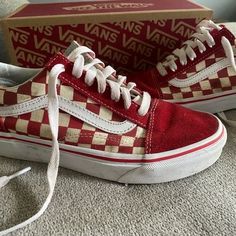 Vintage Vans Shoes, Red Vans Aesthetic, Vans Old Skool Aesthetic, Vans Red Shoes, Vans Shoes Old Skool, Zapatillas All Star